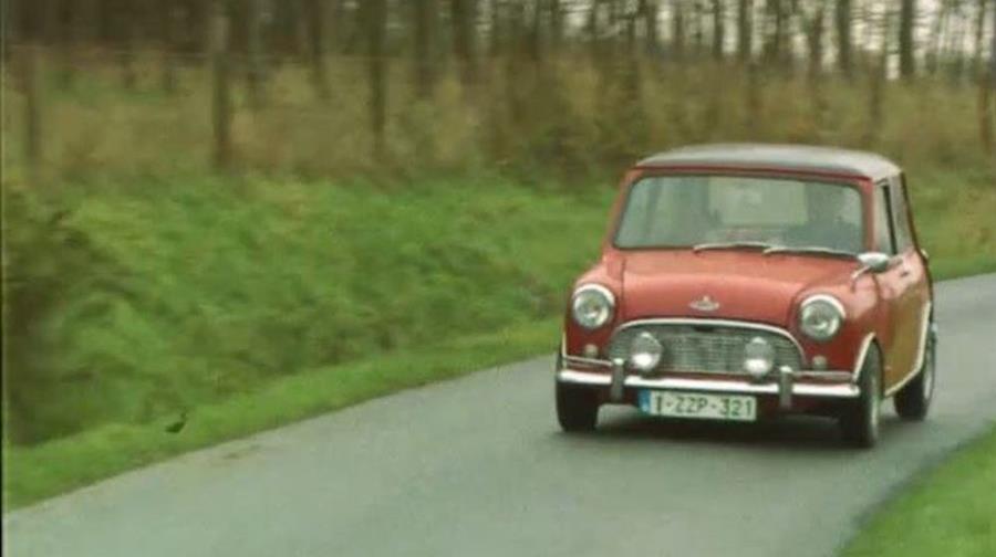 DIY ON WHEELS: LA RESTAURATION D'UNE ANCETRE ANGLAISE