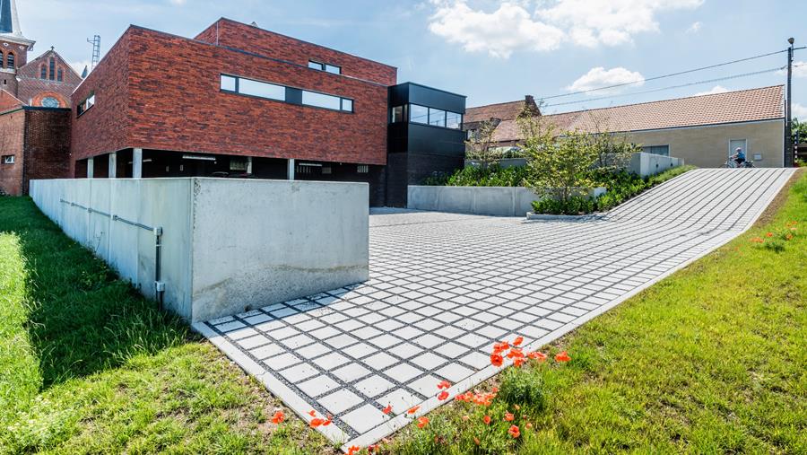 Waterinfiltratie via bestrating in de praktijk