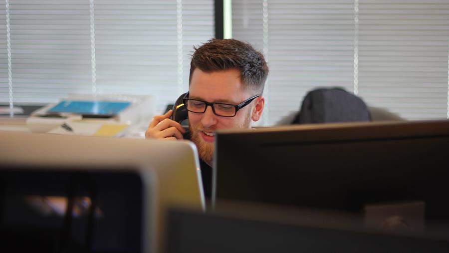 Une seule adresse pour toutes vos questions relatives aux systèmes de direction