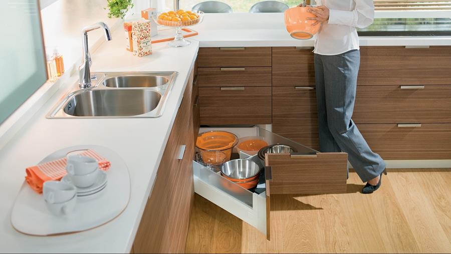 Optimale ruimtebenutting dankzij hoekkasten in de keuken
