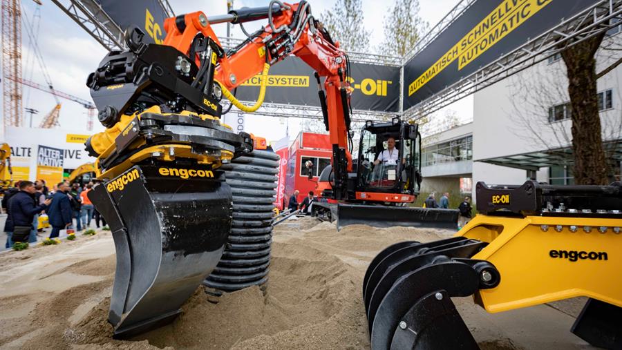 engcon stelt wereldprimeur voor