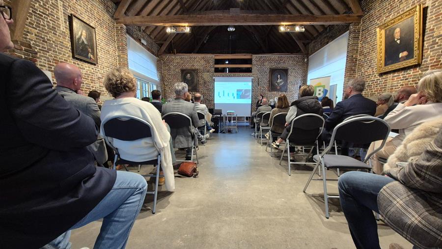 BOSTA Lentevergadering blikt terug op 29e Paper Show