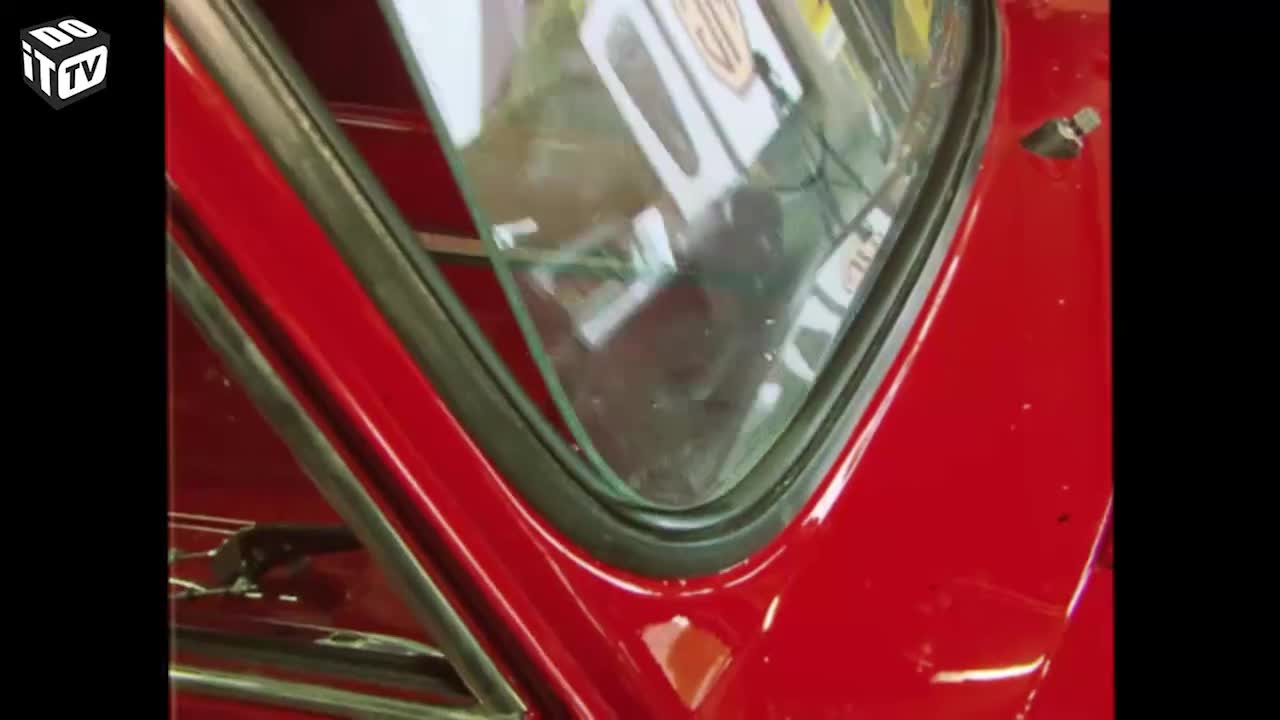 DE ENGELSE OLDTIMER 33 - TESTEN VAN DE MOTOR